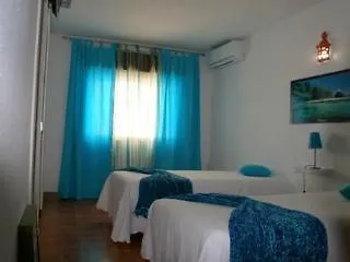 Cerro Πανσιόν Αλμπουφέιρα